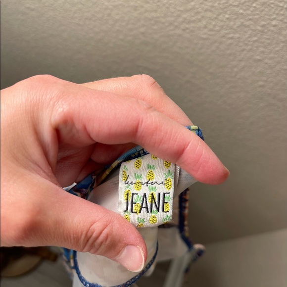 Like new Kortni Jeane peplum halter top swim size S - Picture 5 of 5